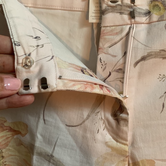 H&M, Sz 10, floral print pants - Picture 6 of 6